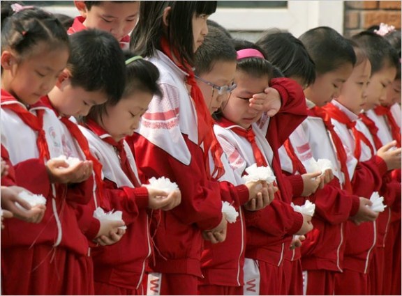 chinese kids mourning